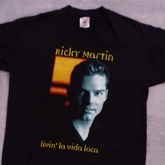 Vintage 1999 Ricky Martin Black Livin' La Vida Loca Graphic T-Shirt - Picture 3 of 6